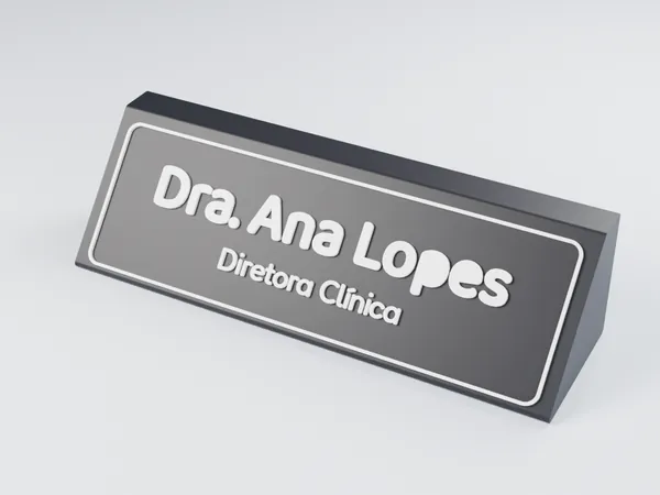 Placa de nome para secretária